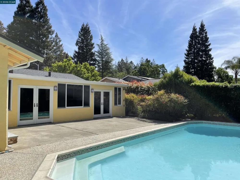 625 Las Barrancas Dr Danville, CA 94526