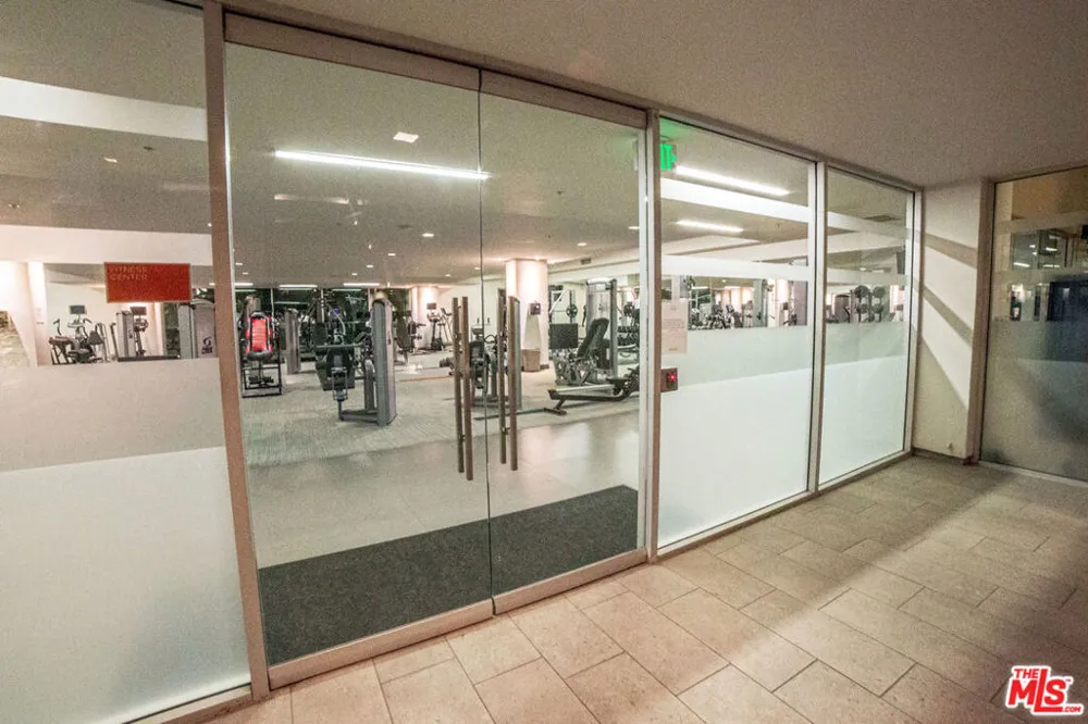 1234 Wilshire Boulevard #401 Los Angeles, CA 90017