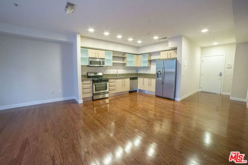 1234 Wilshire Boulevard #401 Los Angeles, CA 90017