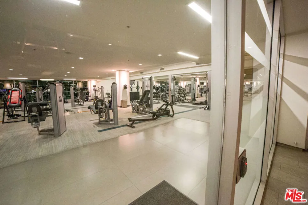 1234 Wilshire Boulevard #401 Los Angeles, CA 90017