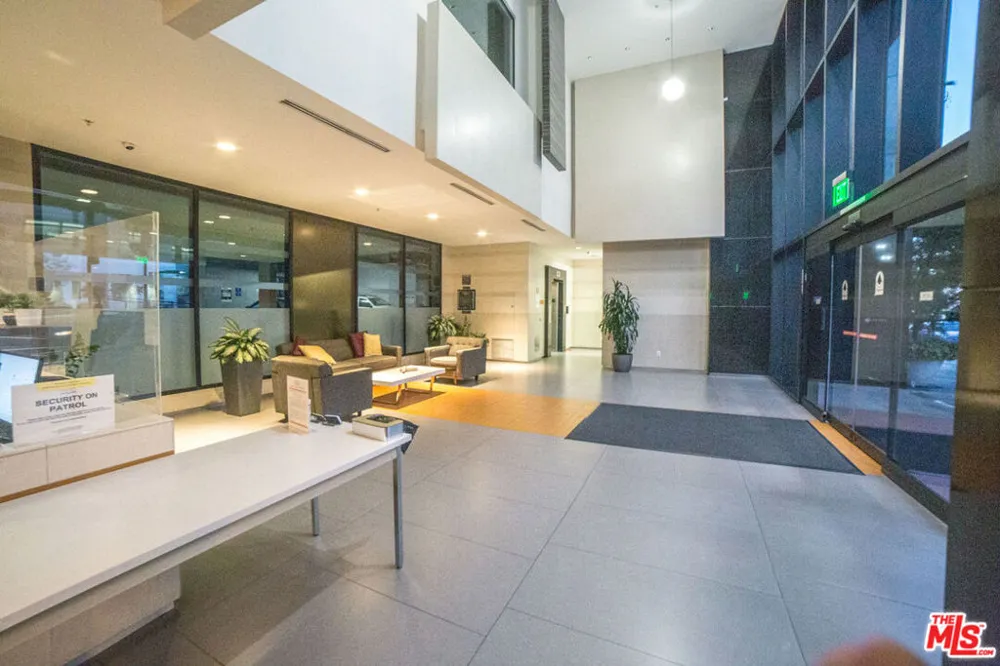 1234 Wilshire Boulevard #401 Los Angeles, CA 90017