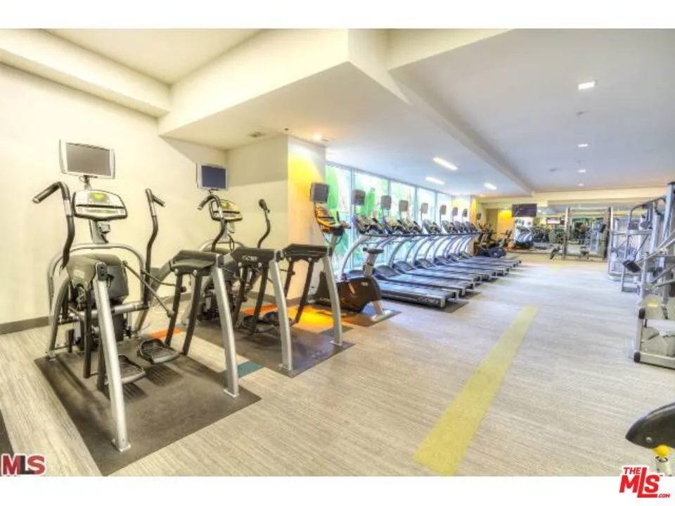 1234 Wilshire Boulevard #401 Los Angeles, CA 90017