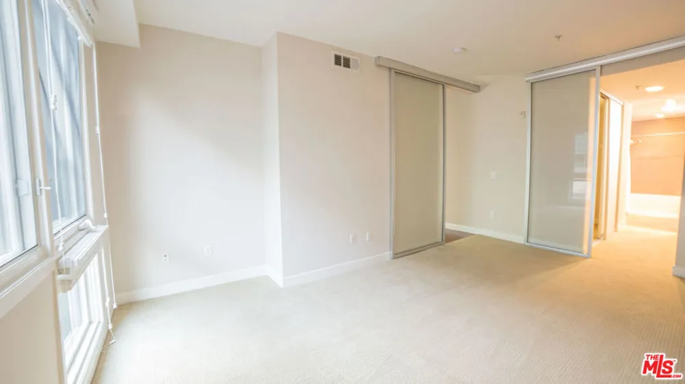 1234 Wilshire Boulevard #401 Los Angeles, CA 90017