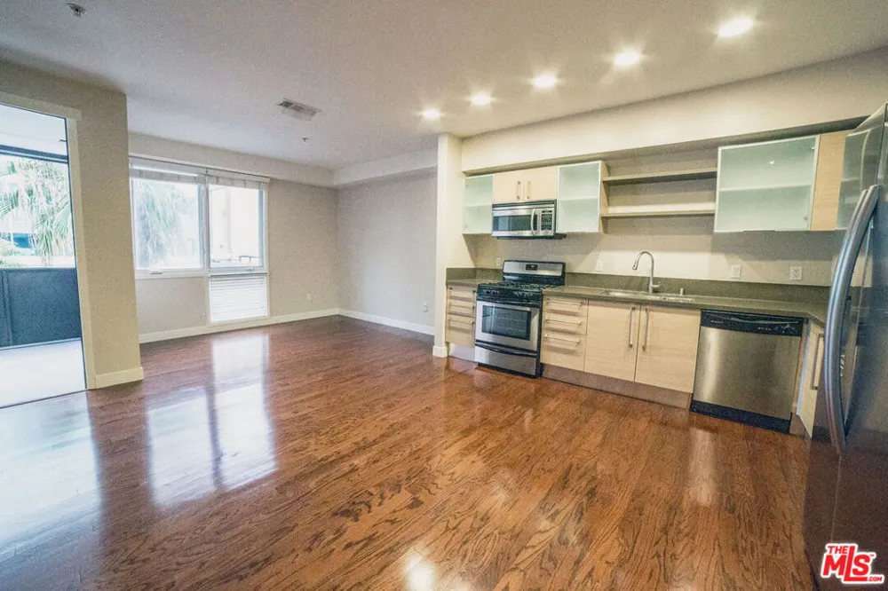 1234 Wilshire Boulevard #401 Los Angeles, CA 90017