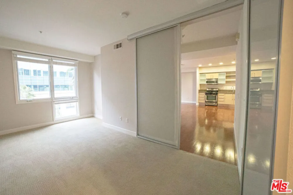 1234 Wilshire Boulevard #401 Los Angeles, CA 90017