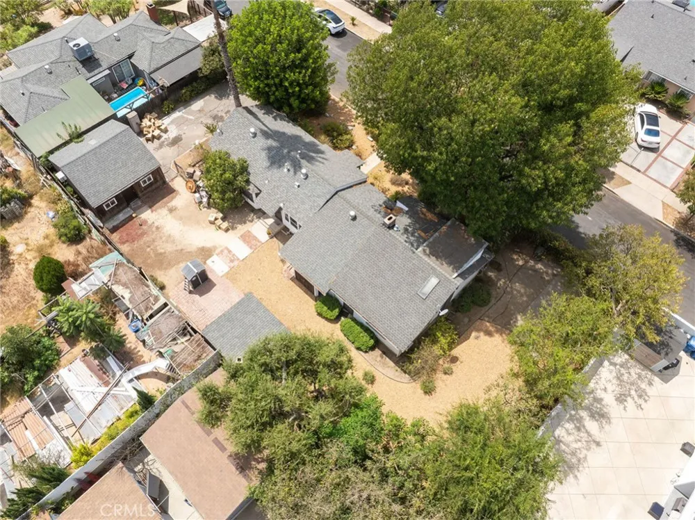 6710 Calhoun Van Nuys, CA 91405