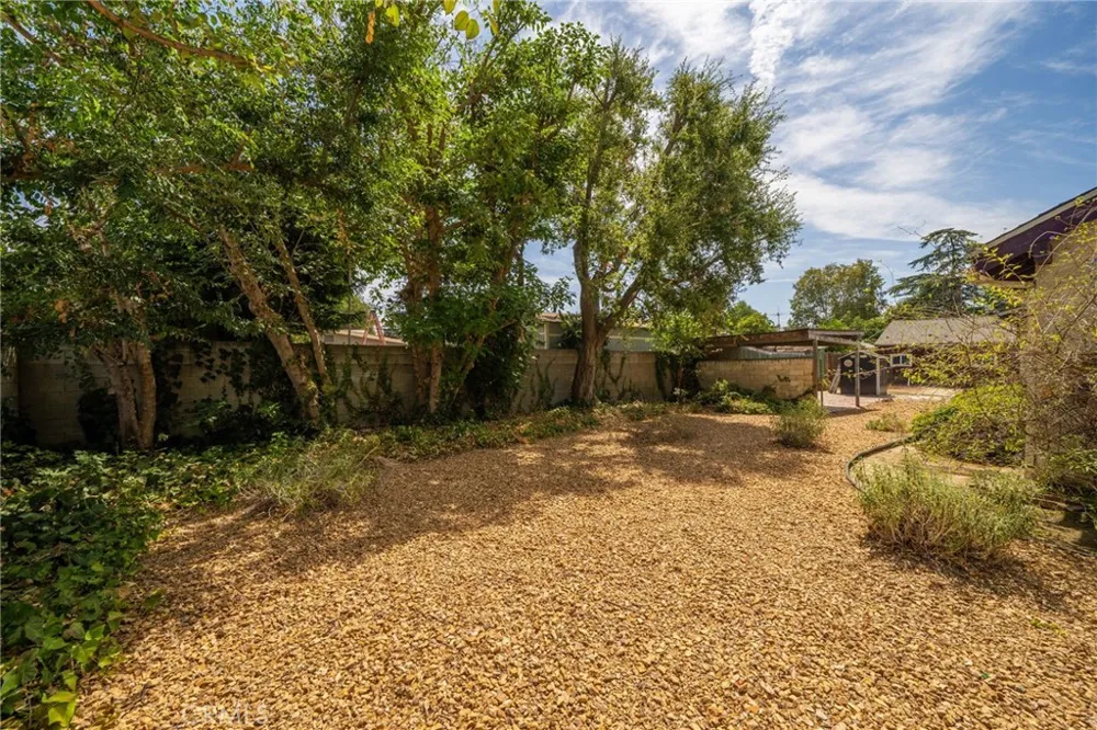 6710 Calhoun Van Nuys, CA 91405