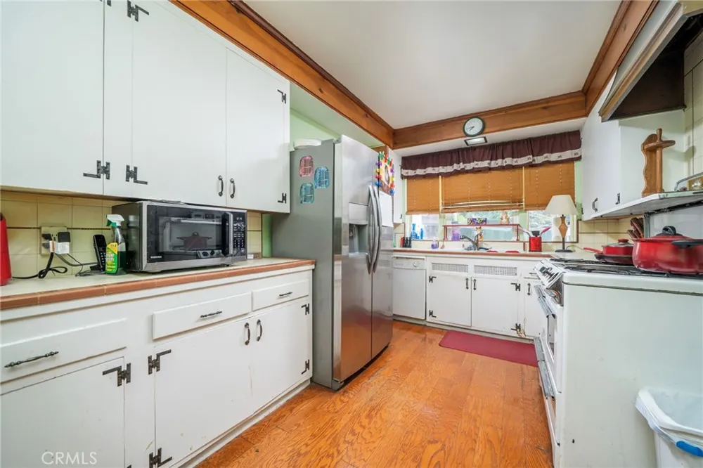 6710 Calhoun Van Nuys, CA 91405