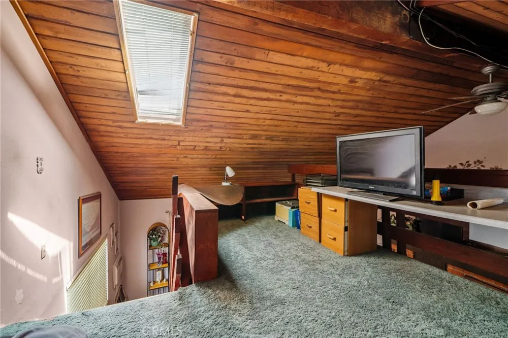 6710 Calhoun Van Nuys, CA 91405