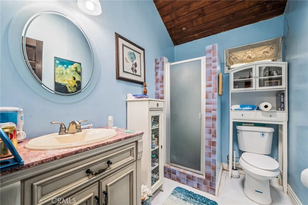 6710 Calhoun Van Nuys, CA 91405