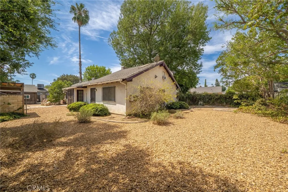 6710 Calhoun Van Nuys, CA 91405