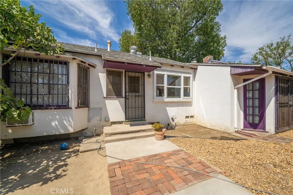 6710 Calhoun Van Nuys, CA 91405
