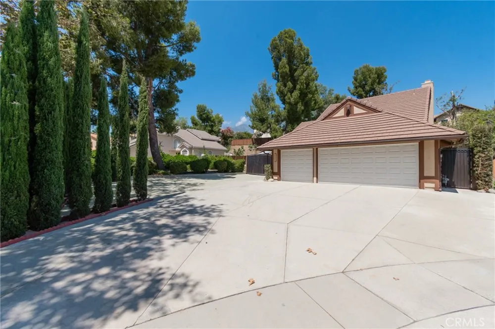 11718 White Mountain Court Rancho Cucamonga, CA 91737