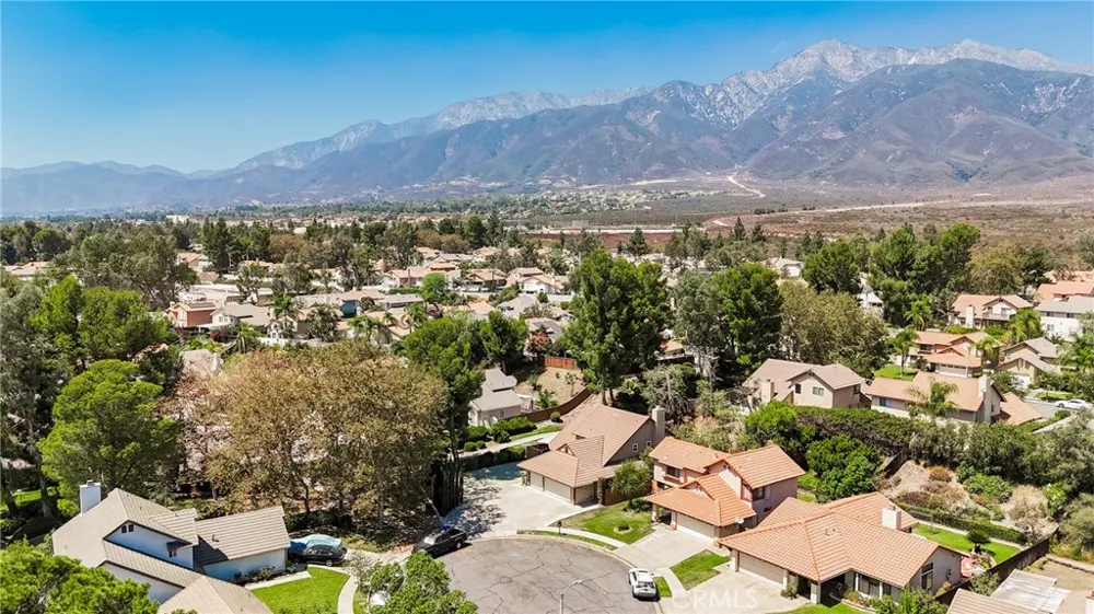 11718 White Mountain Court Rancho Cucamonga, CA 91737