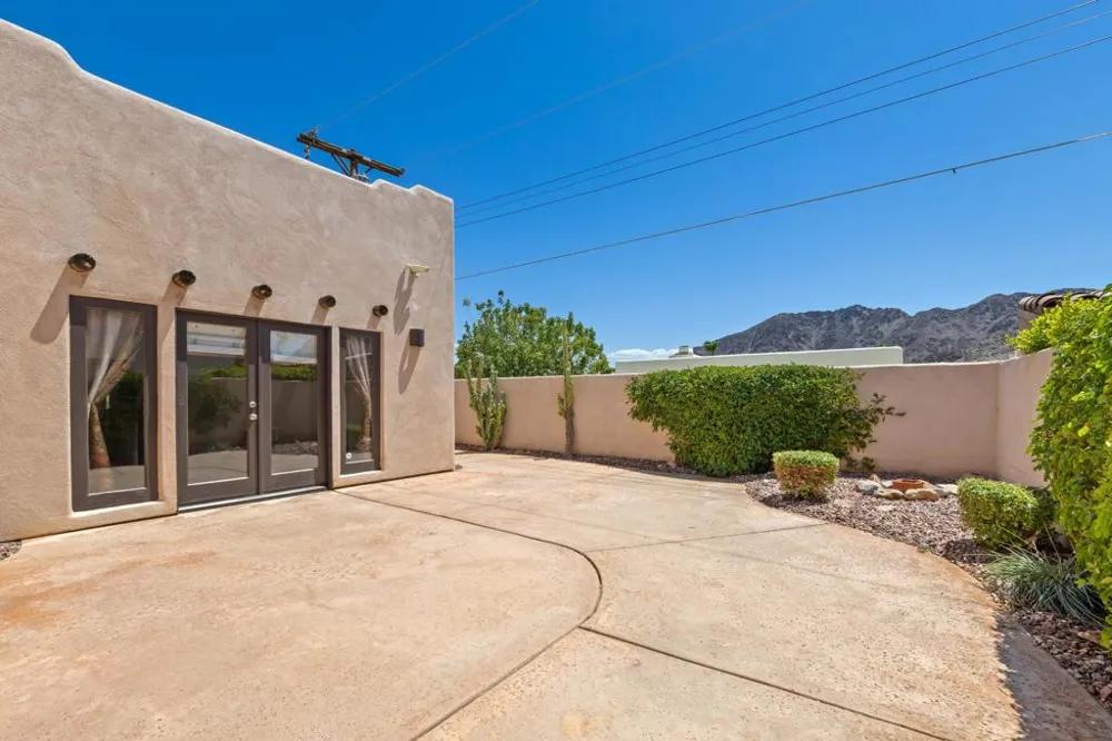 54220 Avenida Carranza La Quinta, CA 92253