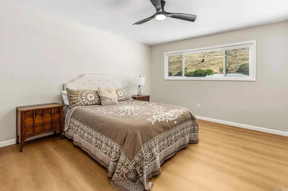 9415 La Suvida Drive La Mesa, CA 91942