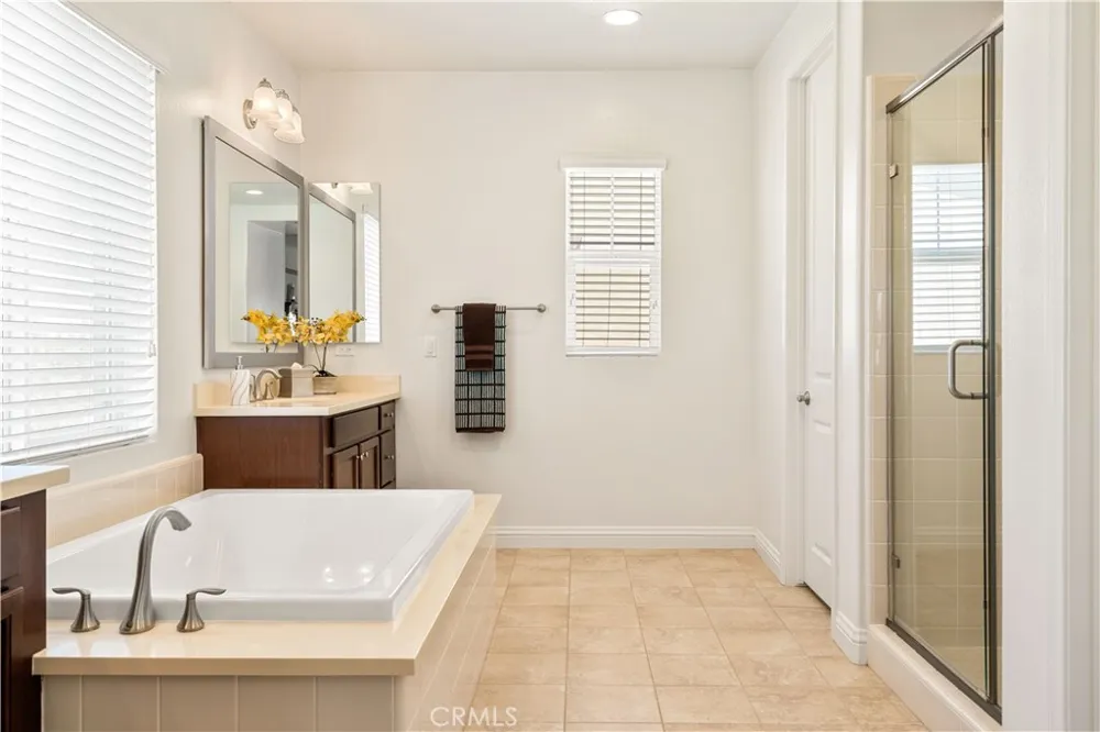 14221 Legato Court Eastvale, CA 92880