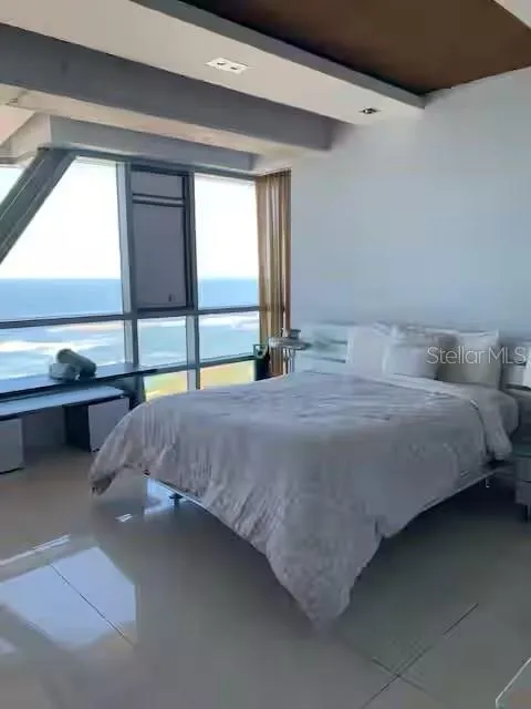 404 AVENIDA DE LA CONSTITUCION AVENUE #1802 San Juan, PR 00901