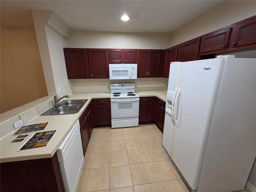 6241 OSPREY LAKE CIRCLE Riverview, FL 33578