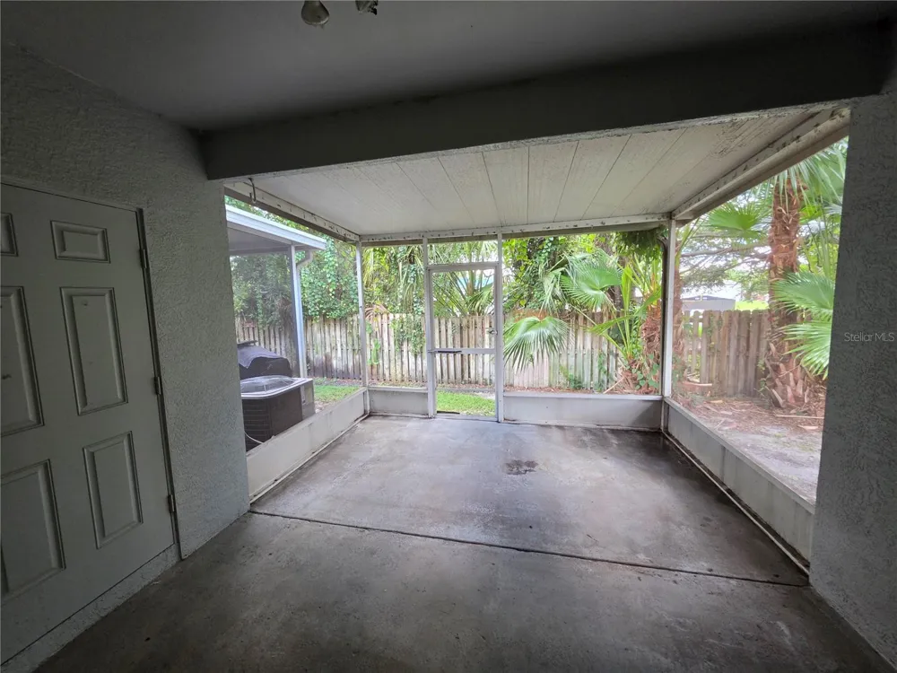 6241 OSPREY LAKE CIRCLE Riverview, FL 33578