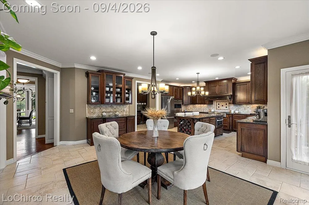 739 Majestic Drive Rochester Hills City, MI 48306