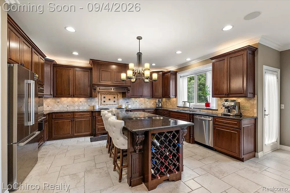 739 Majestic Drive Rochester Hills City, MI 48306