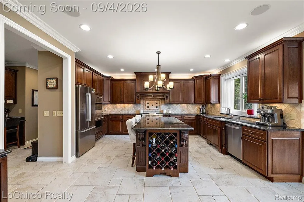 739 Majestic Drive Rochester Hills City, MI 48306