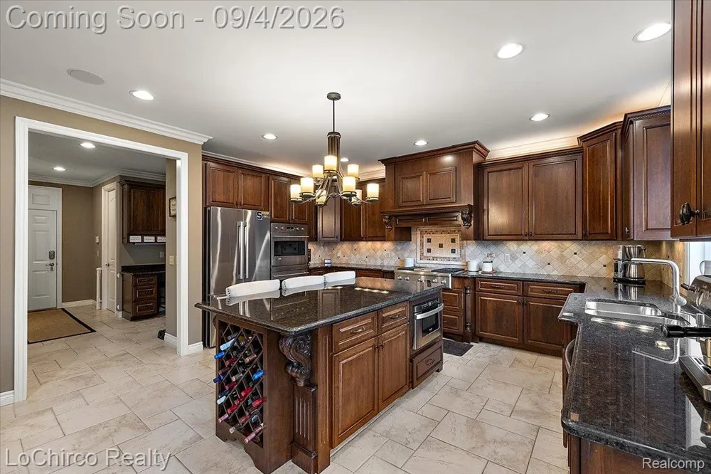 739 Majestic Drive Rochester Hills City, MI 48306