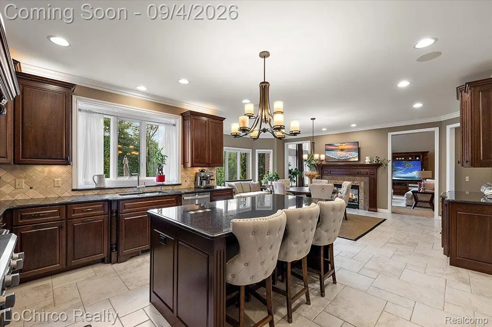 739 Majestic Drive Rochester Hills City, MI 48306