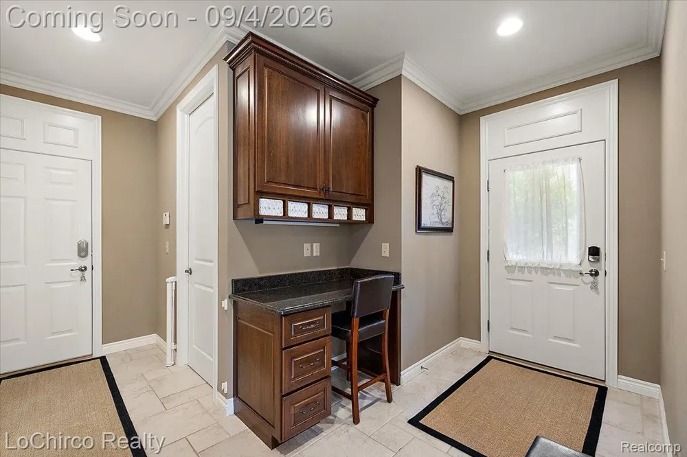 739 Majestic Drive Rochester Hills City, MI 48306