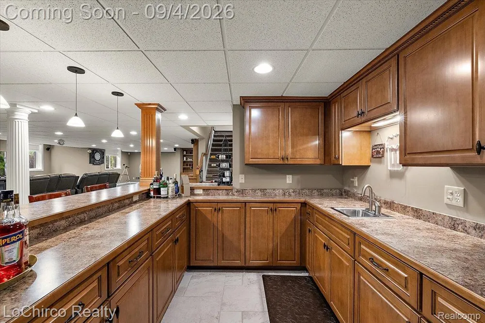 739 Majestic Drive Rochester Hills City, MI 48306
