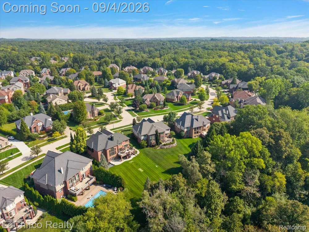 739 Majestic Drive Rochester Hills City, MI 48306