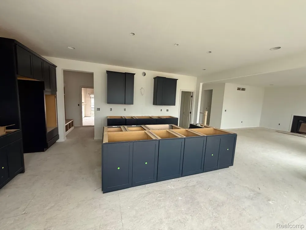 24839 Savory Drive Macomb Township, MI 48042