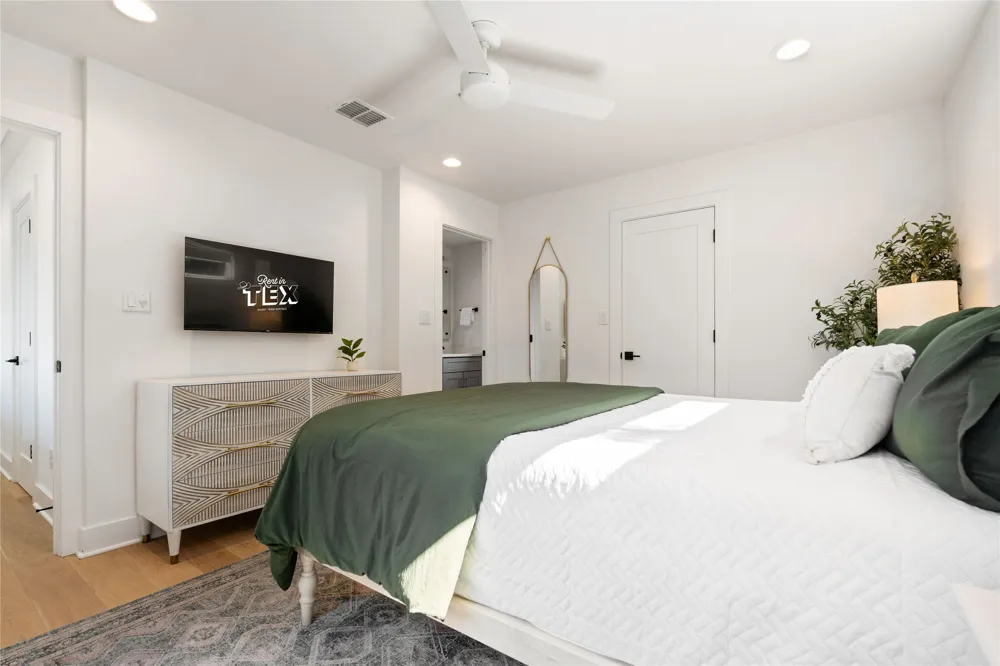 5907 Nancy Drive #2 Austin, TX 78745