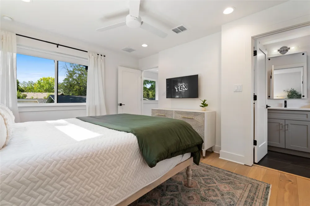 5907 Nancy Drive #2 Austin, TX 78745