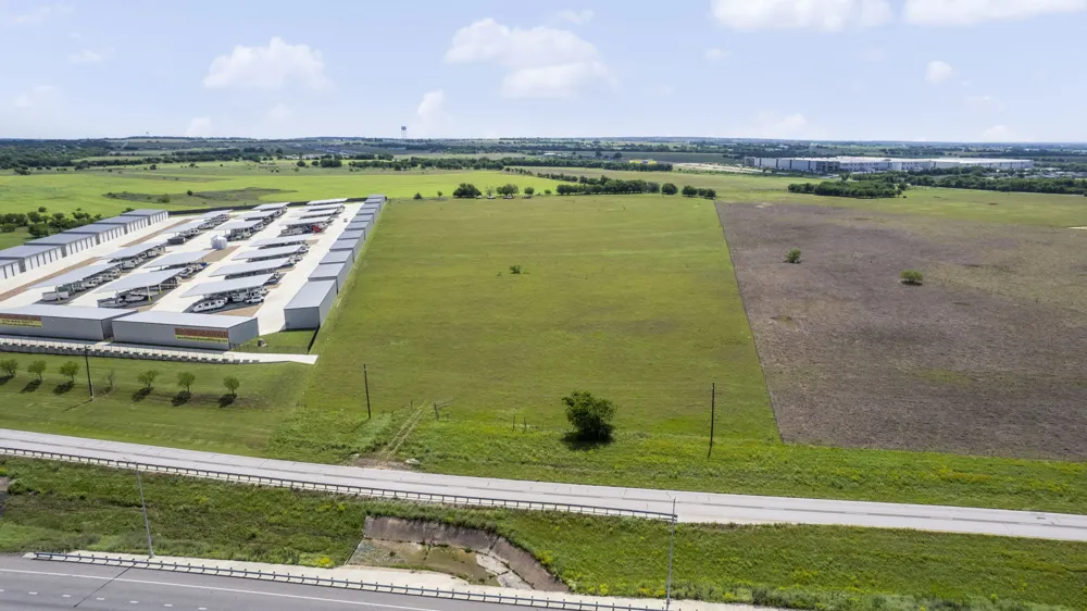6100 Interstate 35 Georgetown, TX 78626