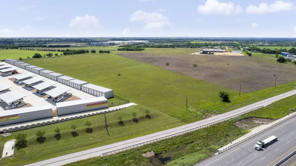 6100 Interstate 35 Georgetown, TX 78626