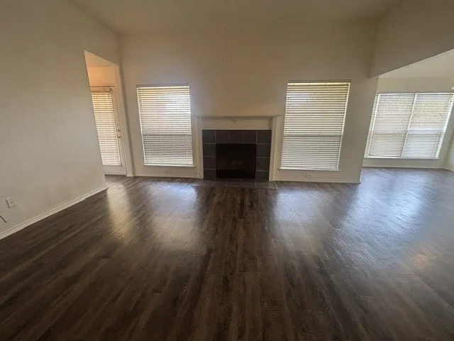 1024 Carlin Lane Burleson, TX 76028