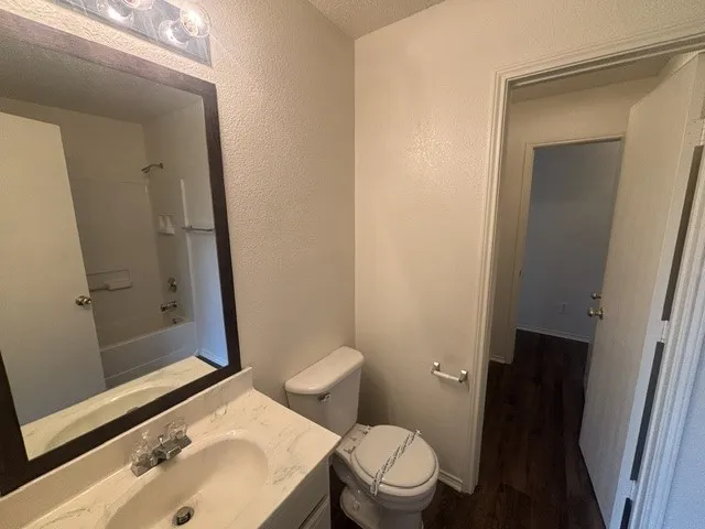 1024 Carlin Lane Burleson, TX 76028