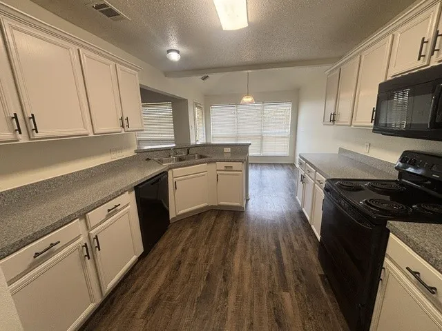 1024 Carlin Lane Burleson, TX 76028