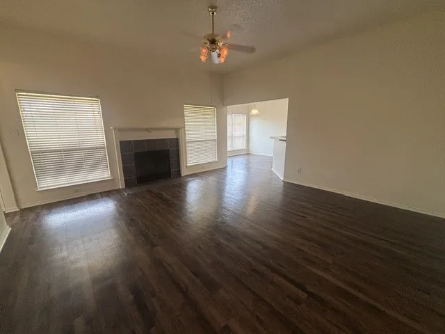 1024 Carlin Lane Burleson, TX 76028