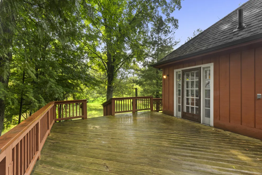9095 Bear Creek Drive Kaleva, MI 49645