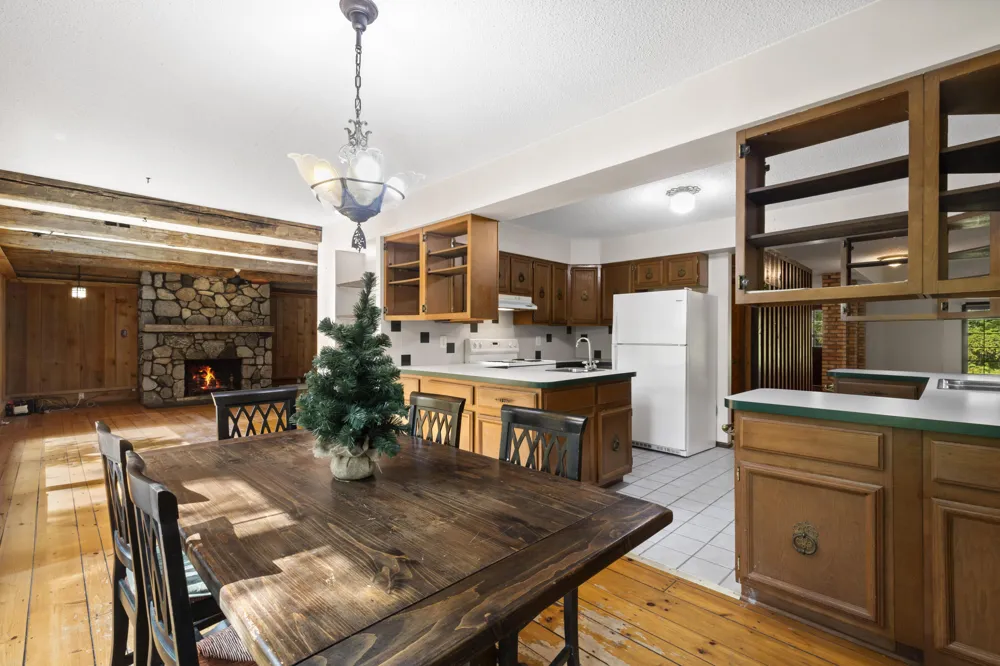 9095 Bear Creek Drive Kaleva, MI 49645