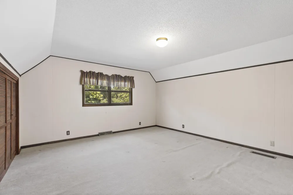 9095 Bear Creek Drive Kaleva, MI 49645