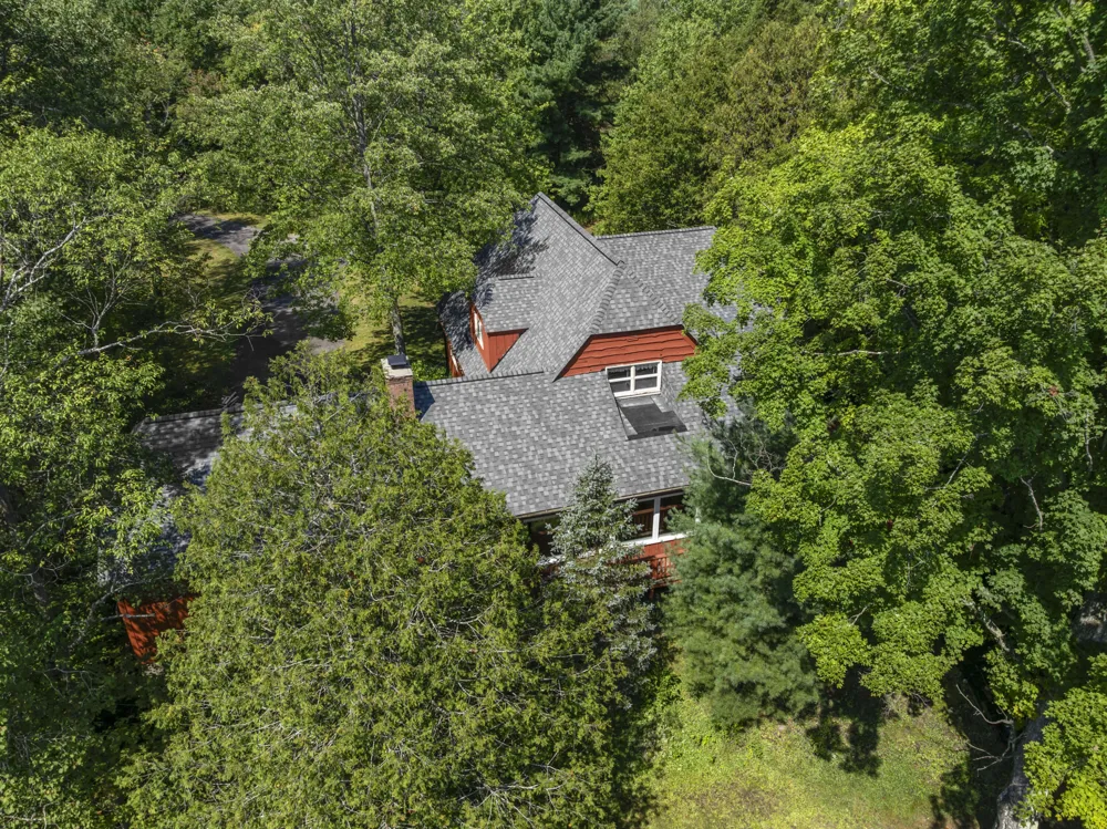 9095 Bear Creek Drive Kaleva, MI 49645