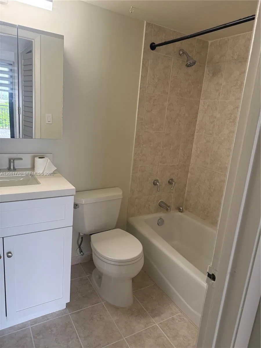 540 Brickell Key Dr #726 Miami, FL 33131