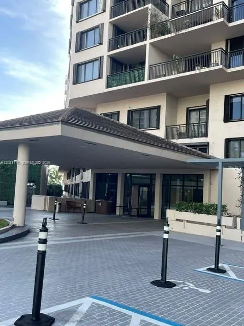 540 Brickell Key Dr #726 Miami, FL 33131