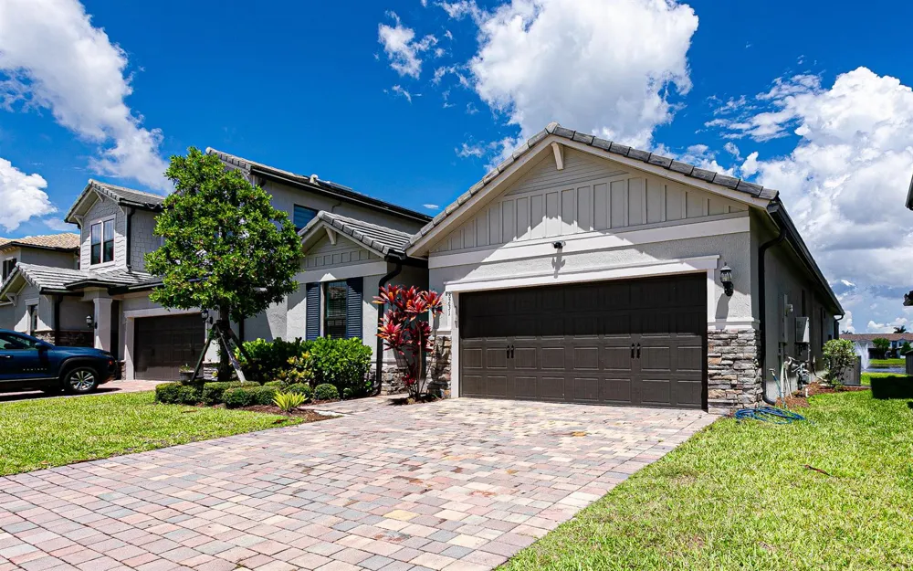 8231 TAILSHOT COURT Lake Worth, FL 33467