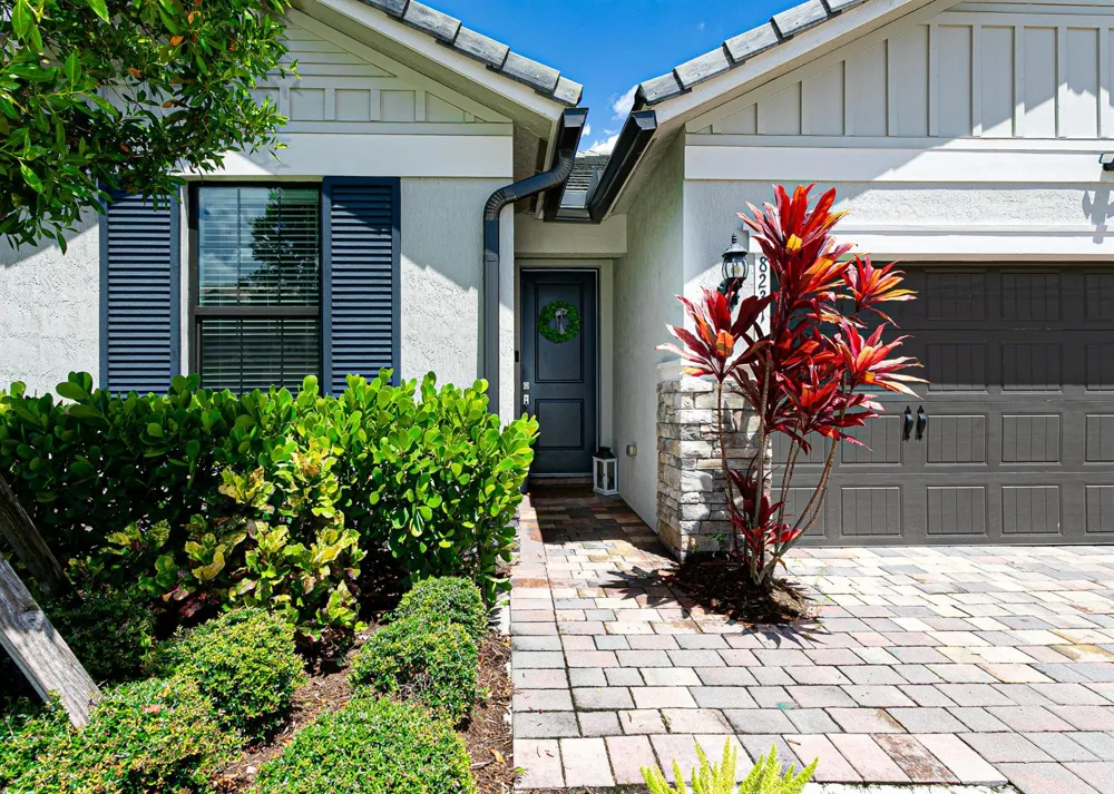 8231 TAILSHOT COURT Lake Worth, FL 33467