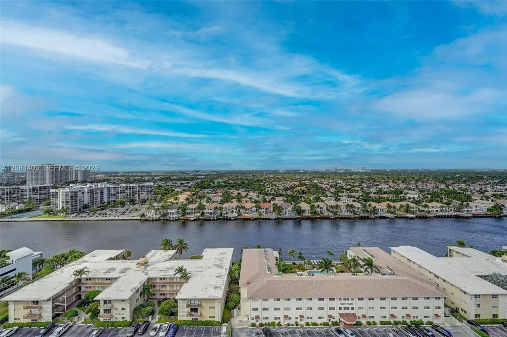 2401 S Ocean Dr #1906 Hollywood, FL 33019
